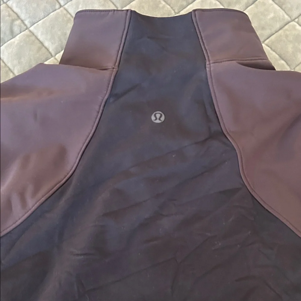 lululemon athletica Men's Black Quarter-Zip Jacket - Picture 2 of 2